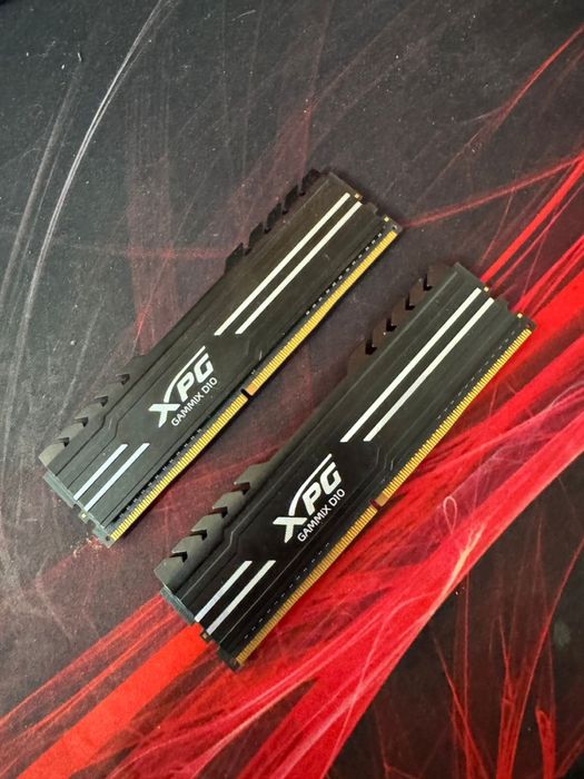 Озу 2x8 ГБ XPG Gammix D10