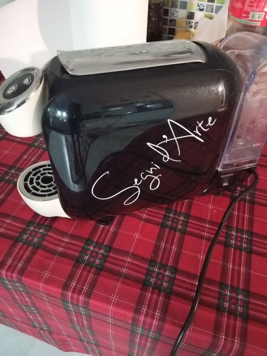 Apărat de cafea cu capsule