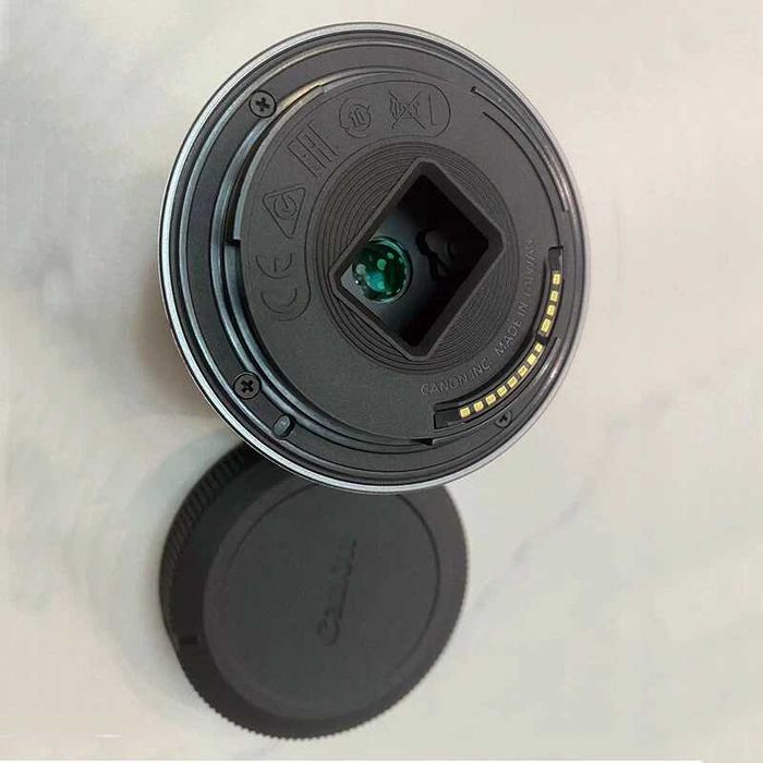 Obiectiv Canon RF-S 18-45mm f/4.5-6.3 IS STM – Stare nouă