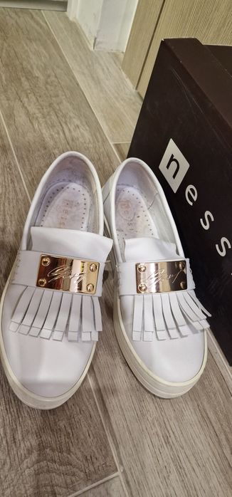 Обувки естествена кожа