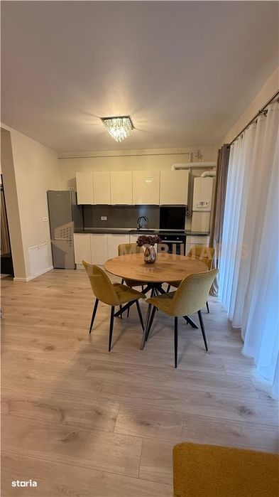 Apartament cu curte privata ,zona Centrul Vechi