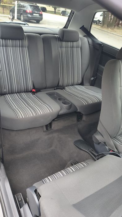 Vând VW Fox      .