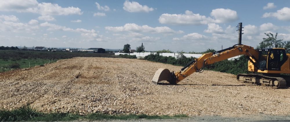 Amenajări drumuri, platforme industriale, parcari, cai de acces