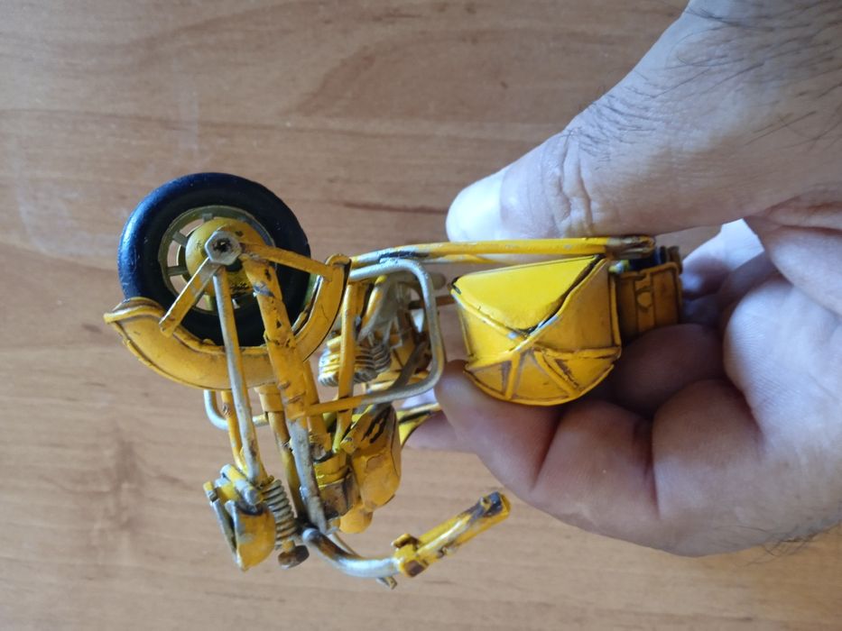 Уникат -Мотоциклет с кош за колекционери