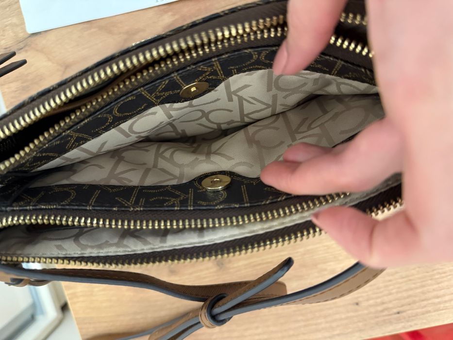 Дамска чанта Calvin Klein