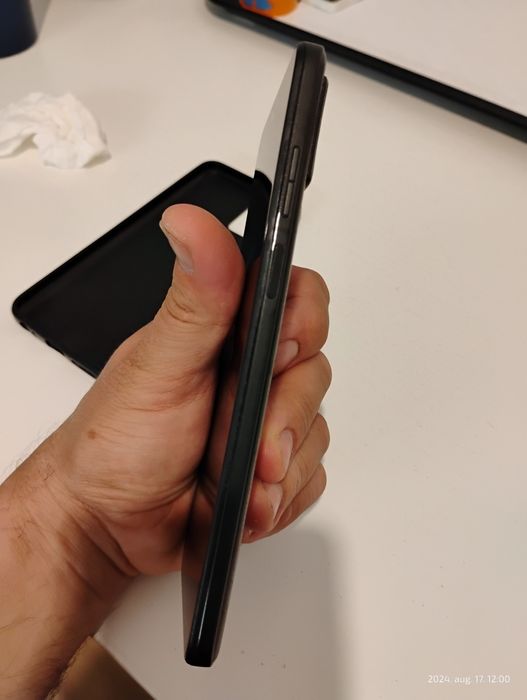 Vând Motorola G32