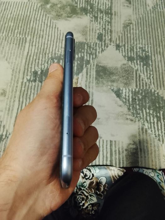 Iphone 11 64gb radnoy