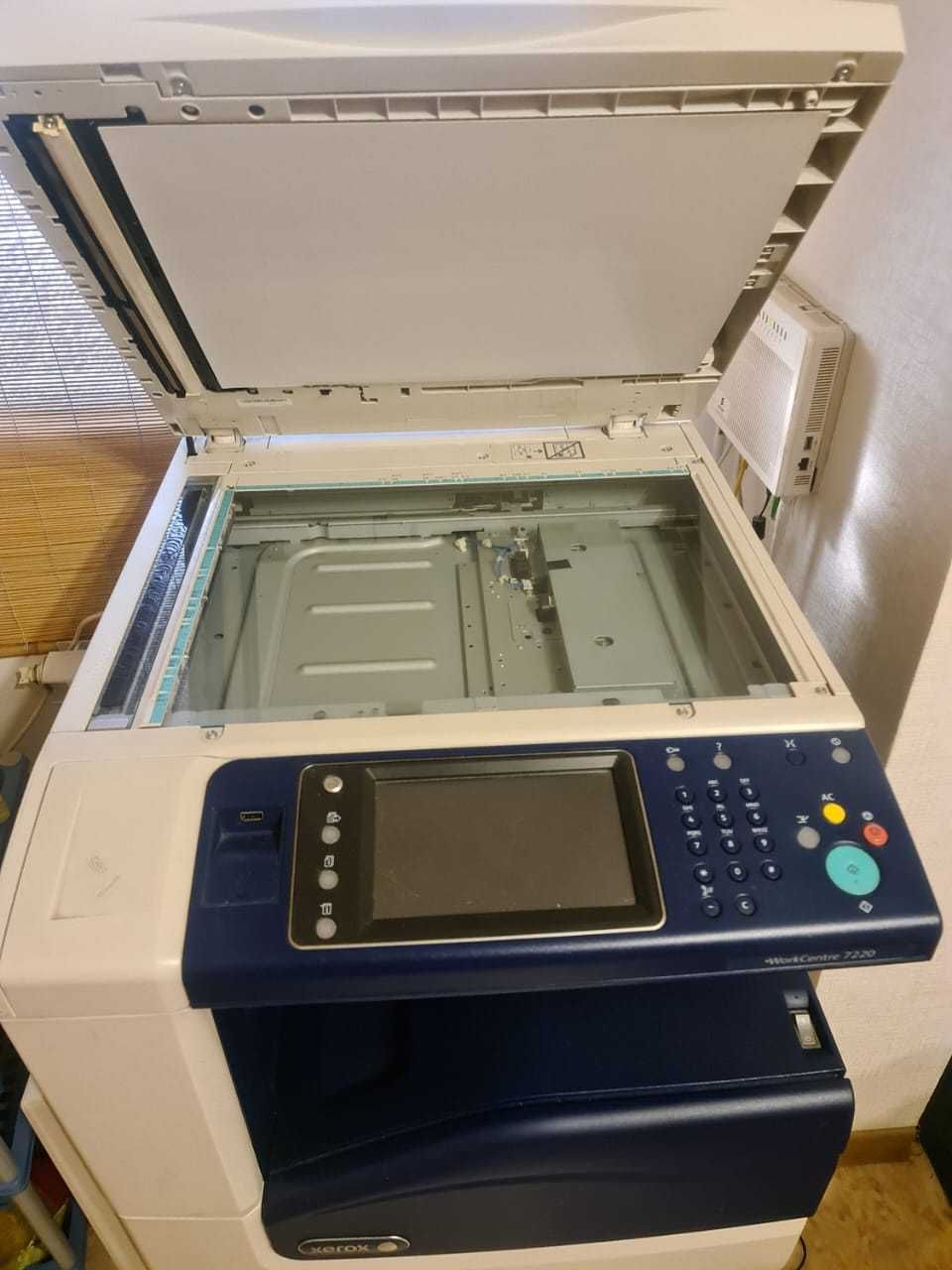 Принтер МФУ Xerox 7220