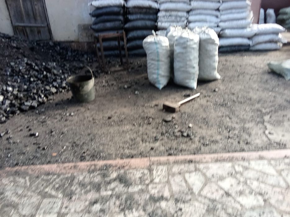Уголь в мешках каражыра