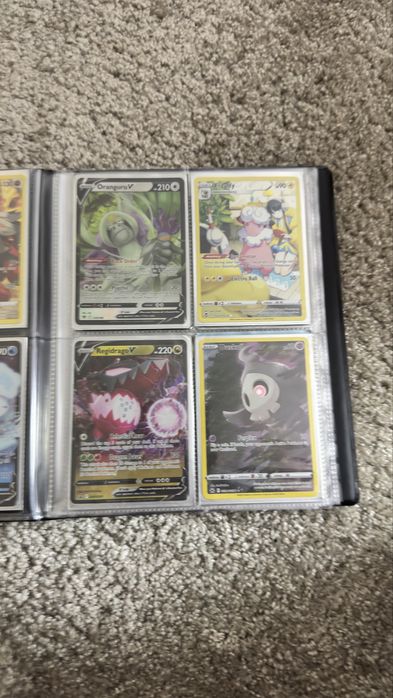 Lot colecționari Pokémon – 500 lei