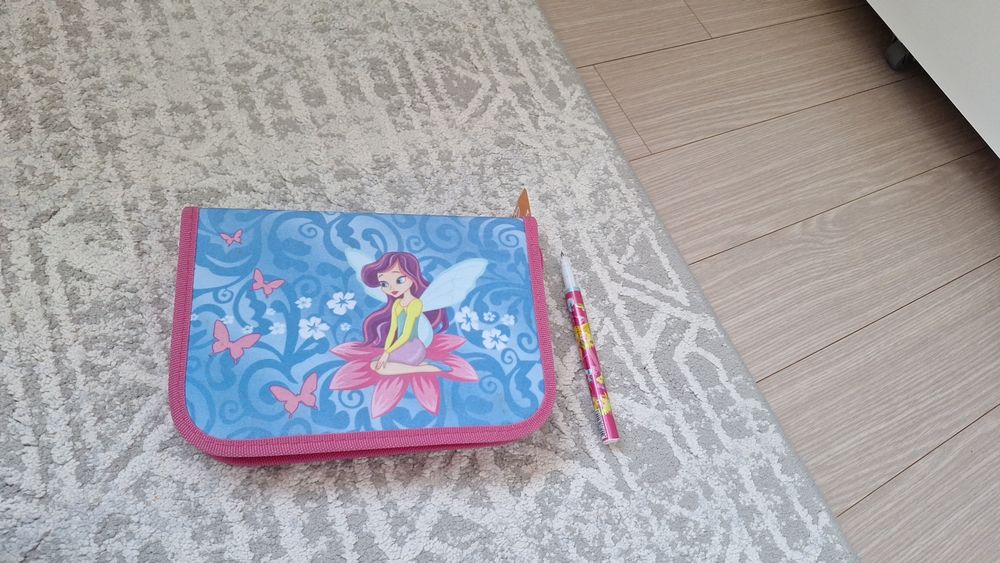 Продам Винкс канцелярию