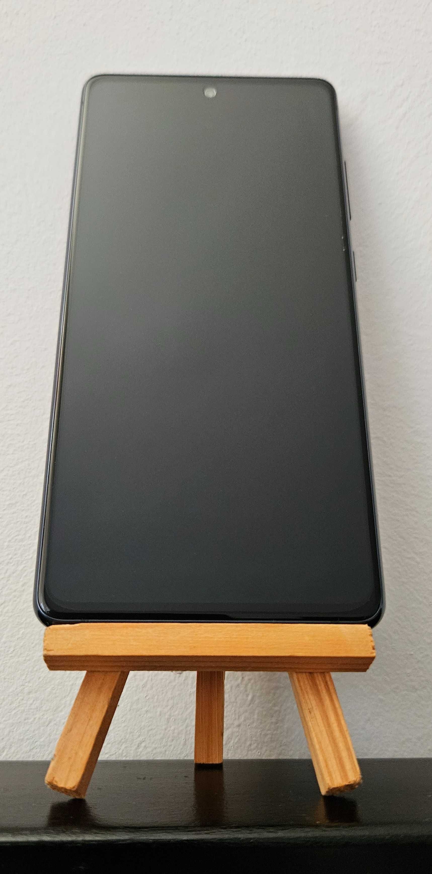 Samsung Galaxy S20 FE 5G 128GB 6GB RAM, în garanție