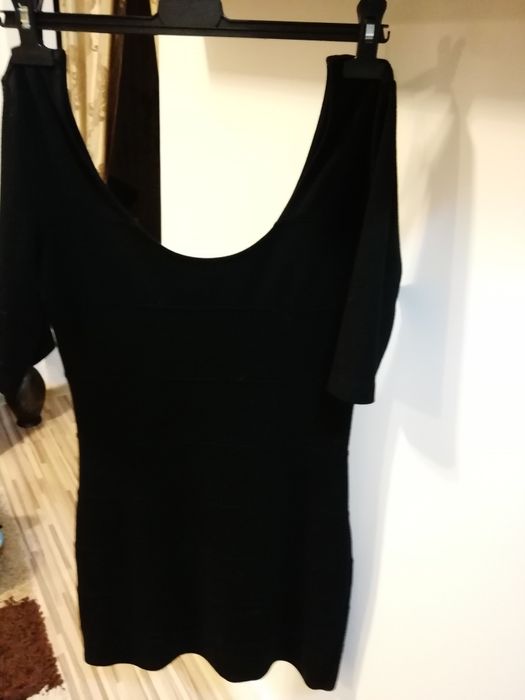 Rochie originală H&M