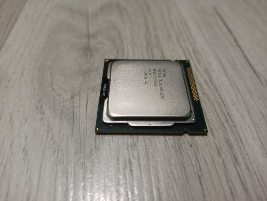 Двуядрен процесор Intel Celeron G530 2.4 GHz сокет LGA 1155 - 15 лв