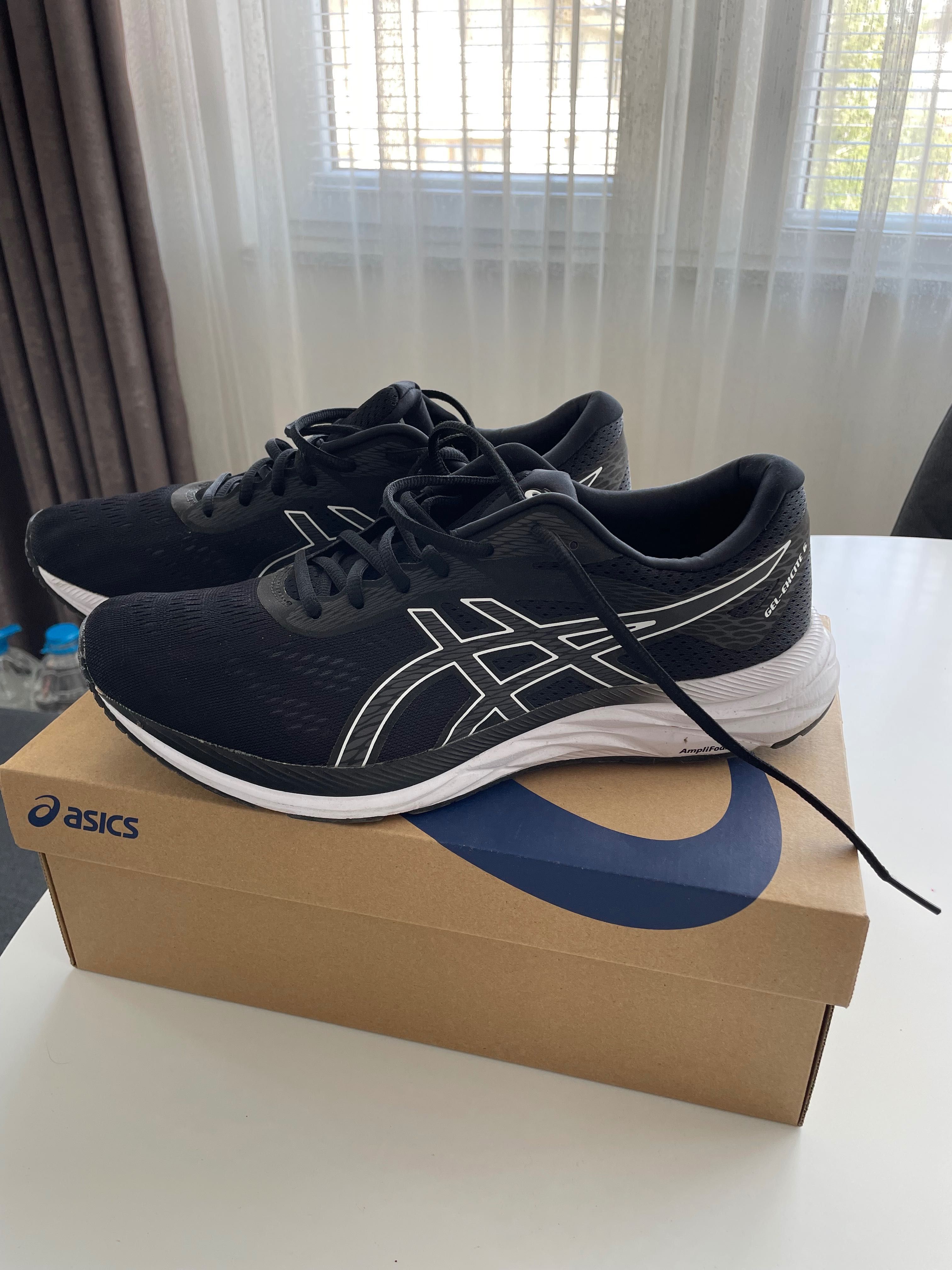 Мъжки маратонки ASICS