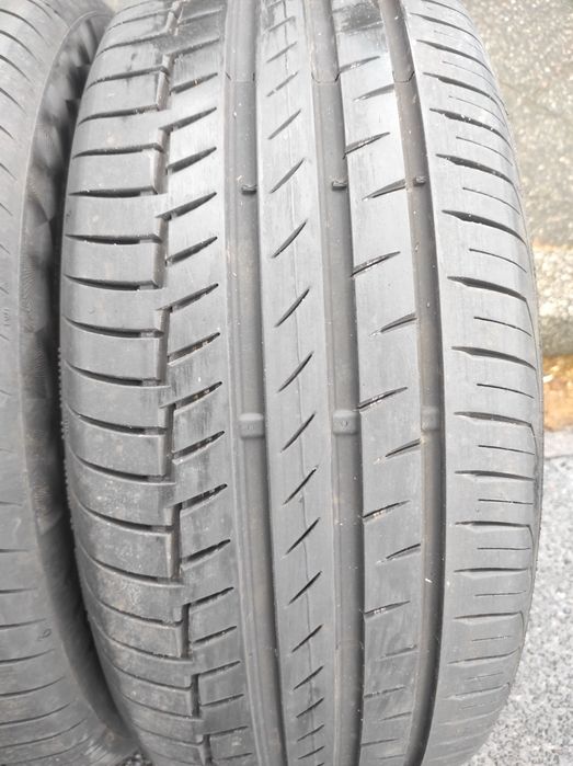235/45/18 Continental