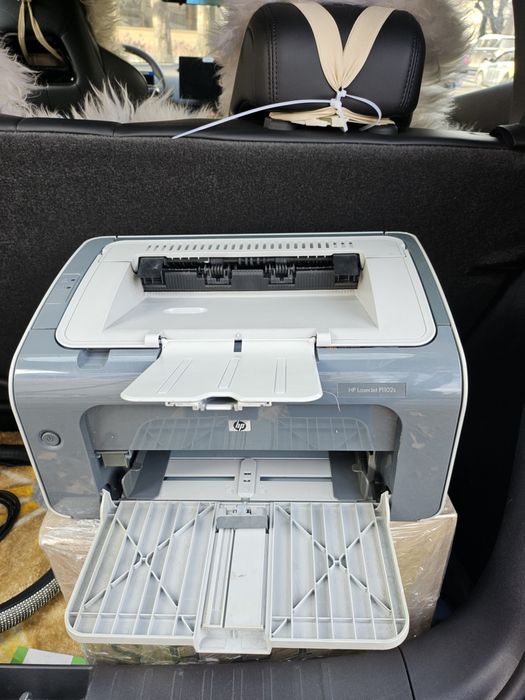 Продам принтер hp p1102