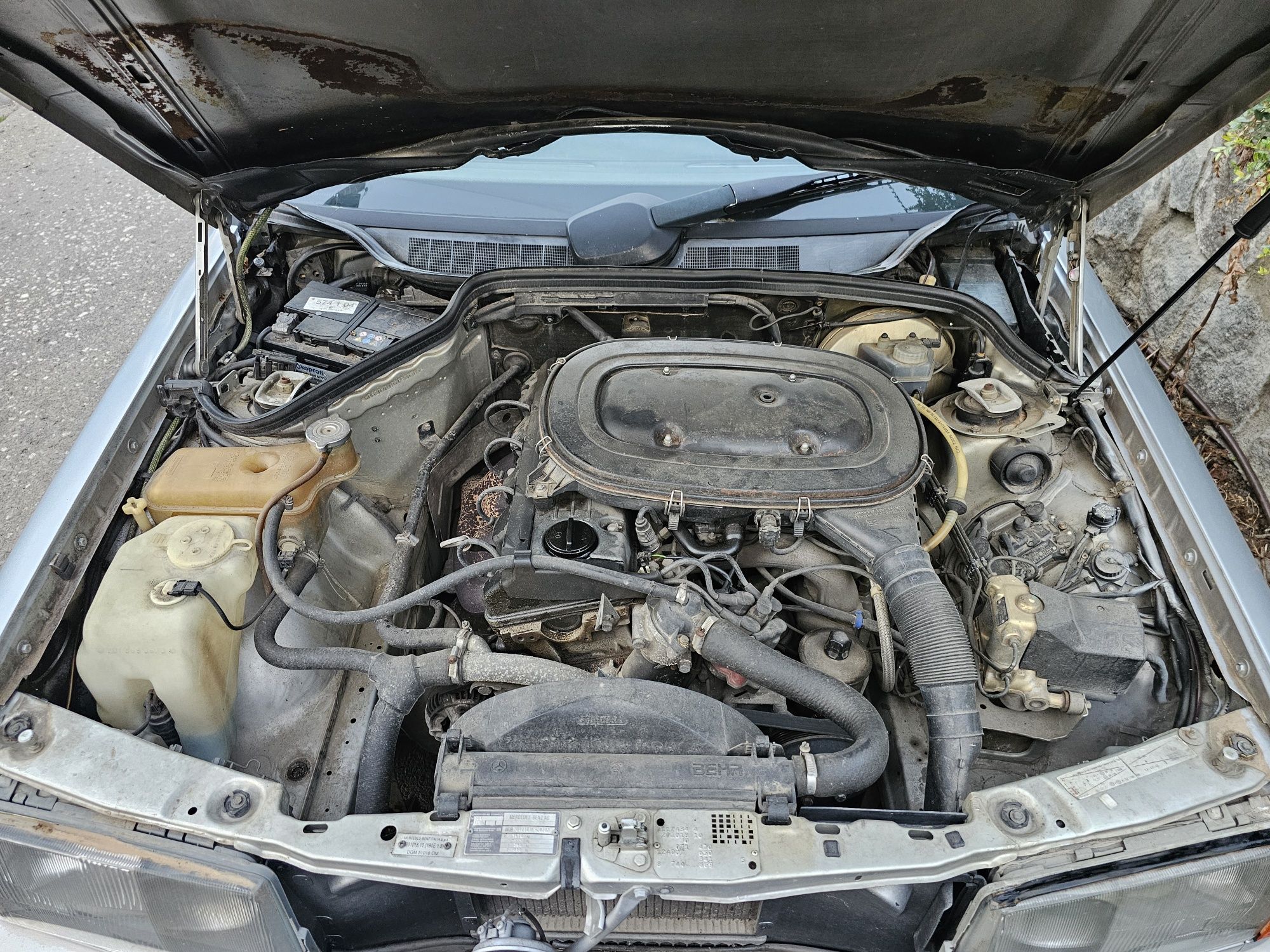 Mercedes-Benz 190