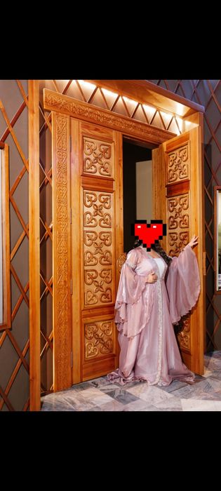 Продам платье и накидку ,на қыз ұзату.