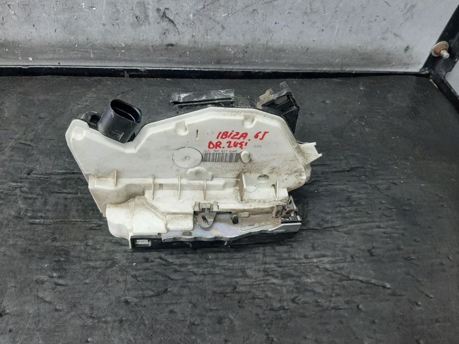 Broasca usa dreapta fata seat ibiza 4 6j 16a5n1837016c