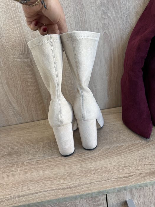 Дамски боти и ботуши