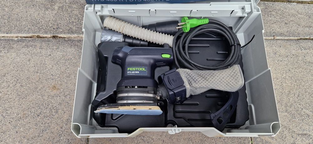 Festool șlefuitoare pe curent