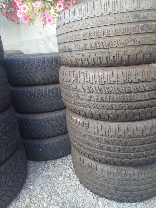 225 40 19, 4buc iarna KUMHO,