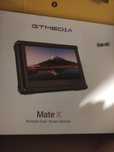 Extensie monitor nou