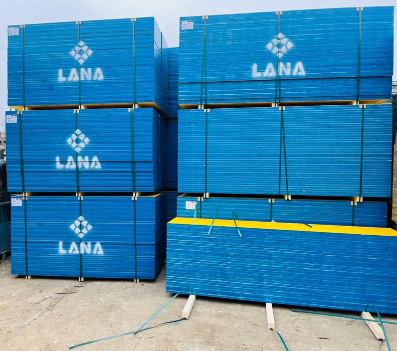 Vindem montanți,pene,distanțiere,popi metalici. Cofraje doka lana