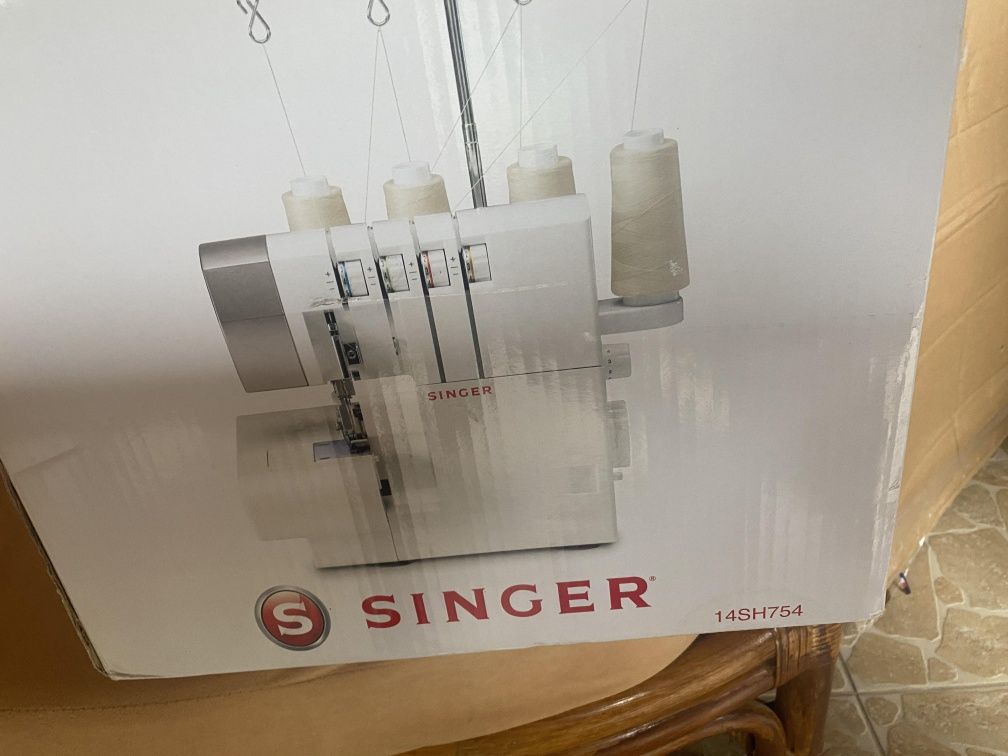 Singer 14SH754 Masina de surfilat