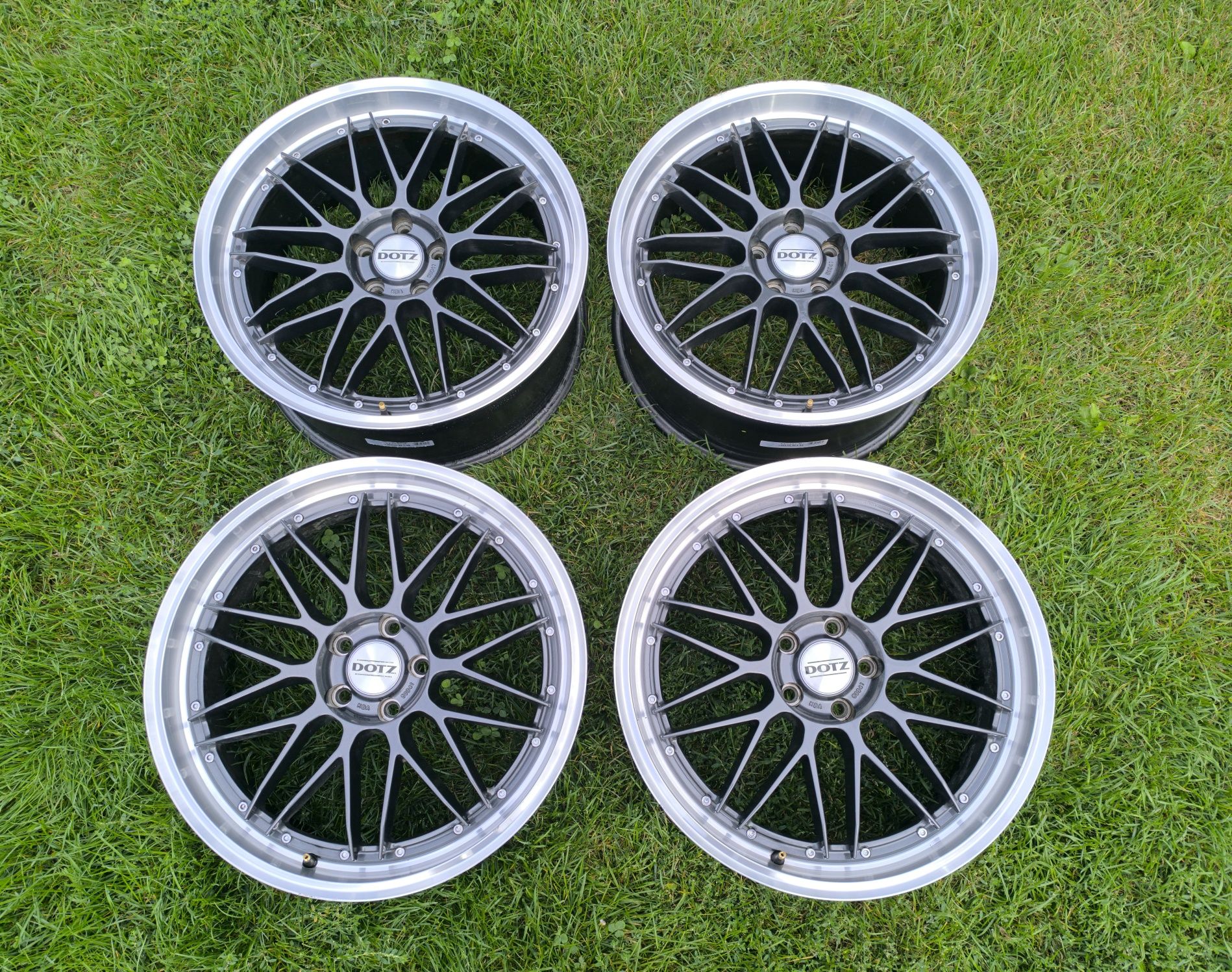 Dotz Revvo 20 цола за Audi Mercedes Volkswagen Skoda 5x112