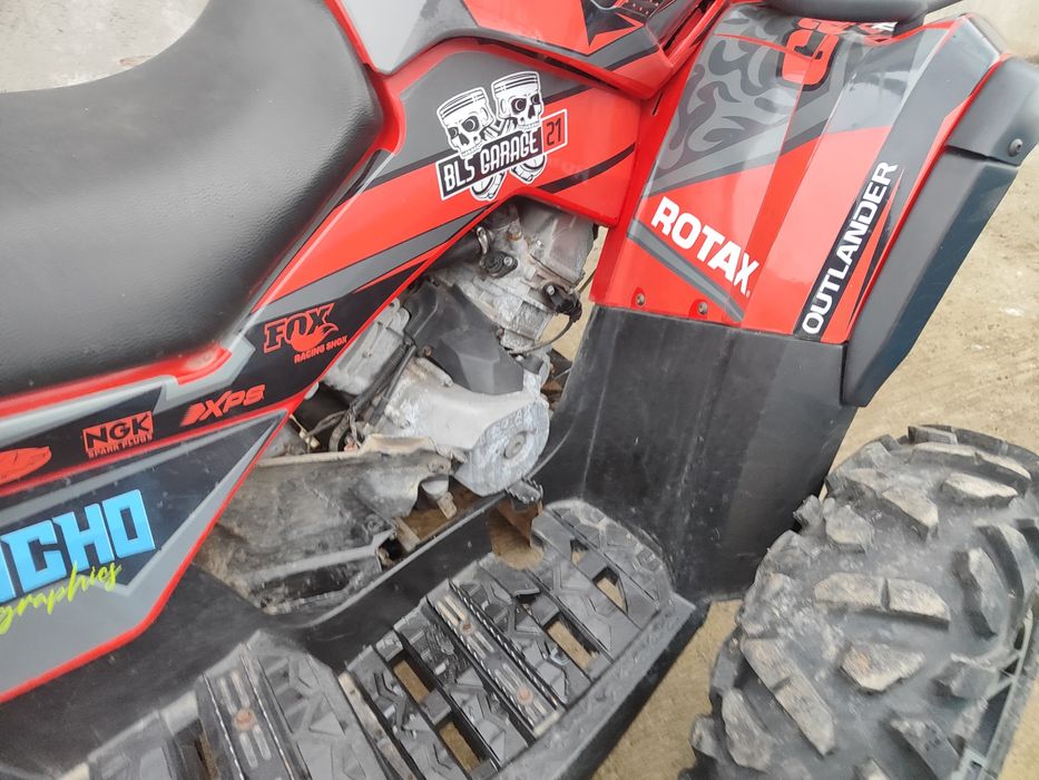 Dezmembrez Can Am Outlander G1