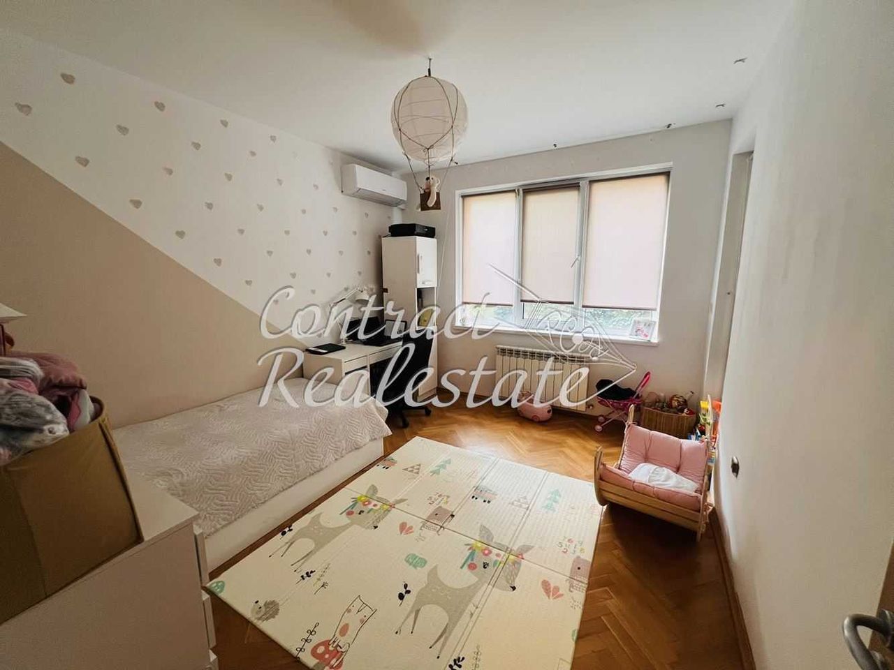 Продава се Тристаен апартамент в Варна, Възраждане 1 - 128 кв.м за 2016 €/кв.м - Снимка #14