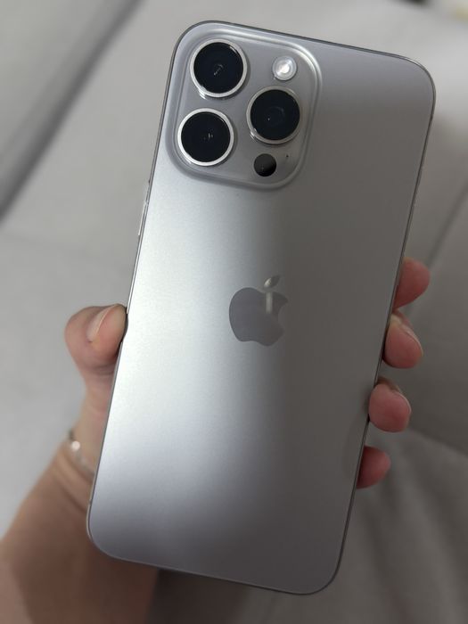 Продается iPhone 15 pro max. 256 gb