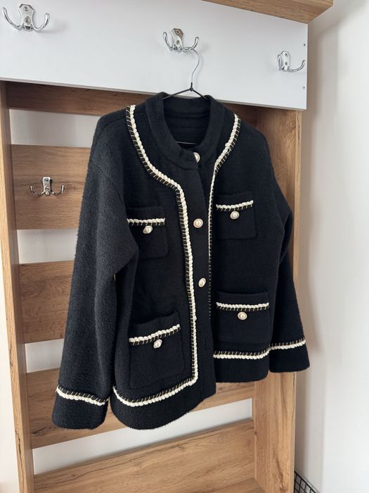 Плътна и топла жилетка