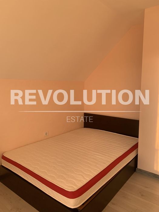 Дава се под наем Двустаен апартамент в Варна, Цветен квартал - 55 кв.м за 450 € - Снимка #12