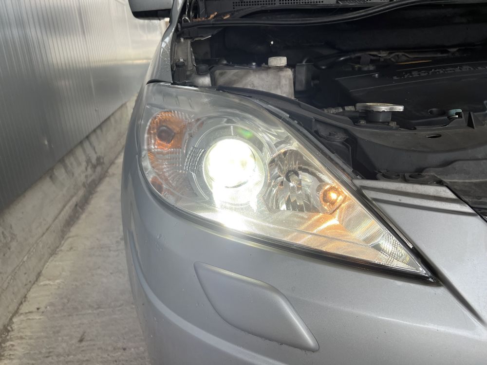 Dezmembrari piese Mazda 5 2.0d rf7j 2007 Xenon Preturi minime!!