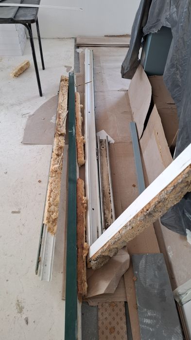 Подарявам дограма със стъклопакет