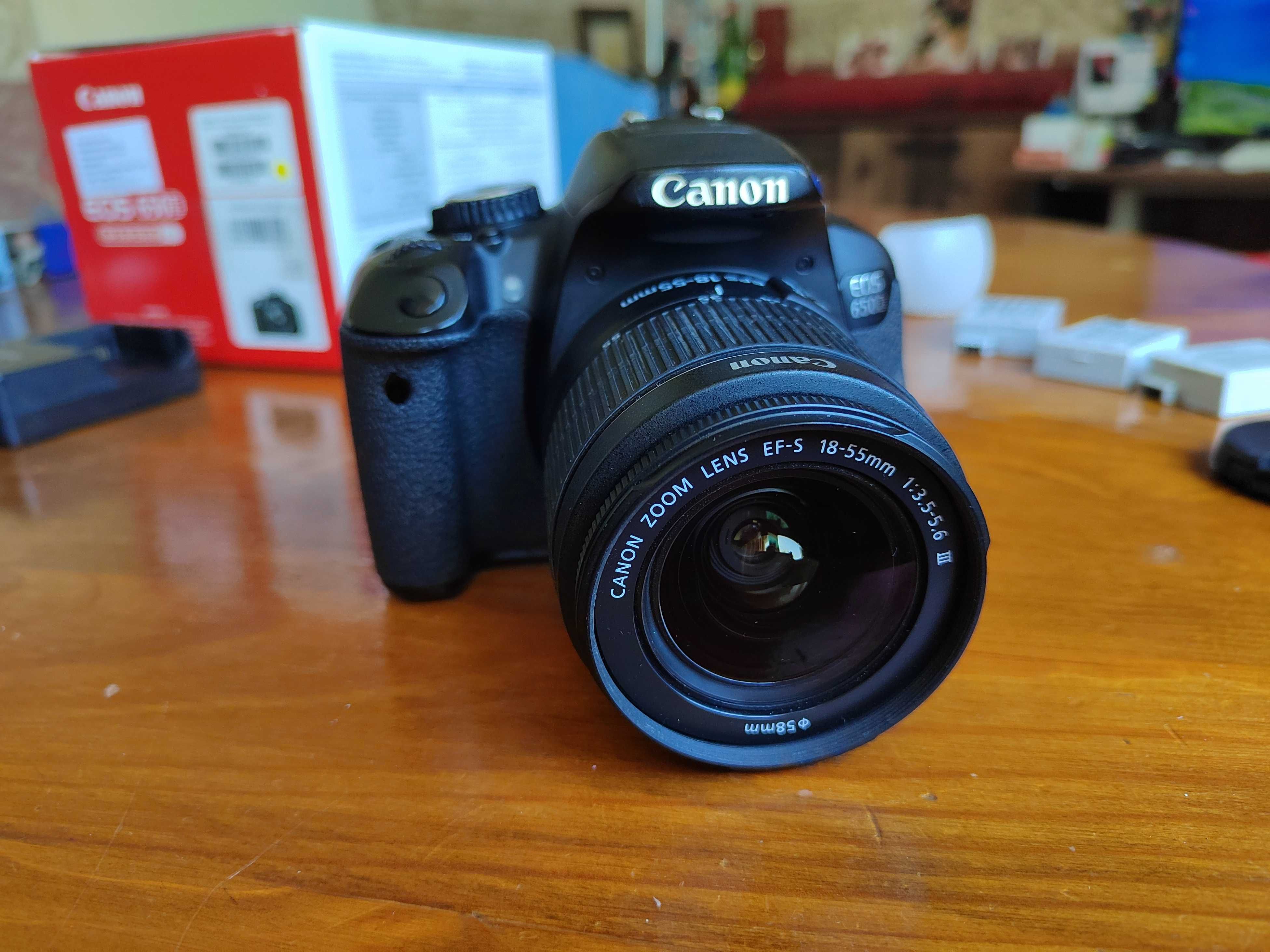 Фотоапарат Canon 650D