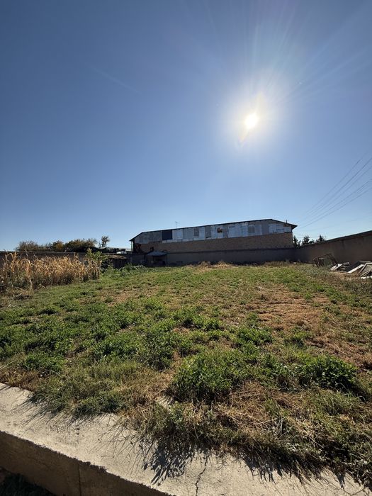 Yer sotiladi 4 sotok Toshkent tuman Hojota mahalla fasad 13-26