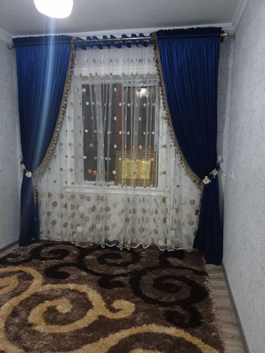 Hamma sharoiti bor, toza 5 xonali uy