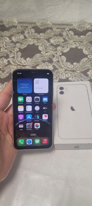 Apple Iphone 11 128GB White Silver Original Karobka Holati Yaxshi Zor