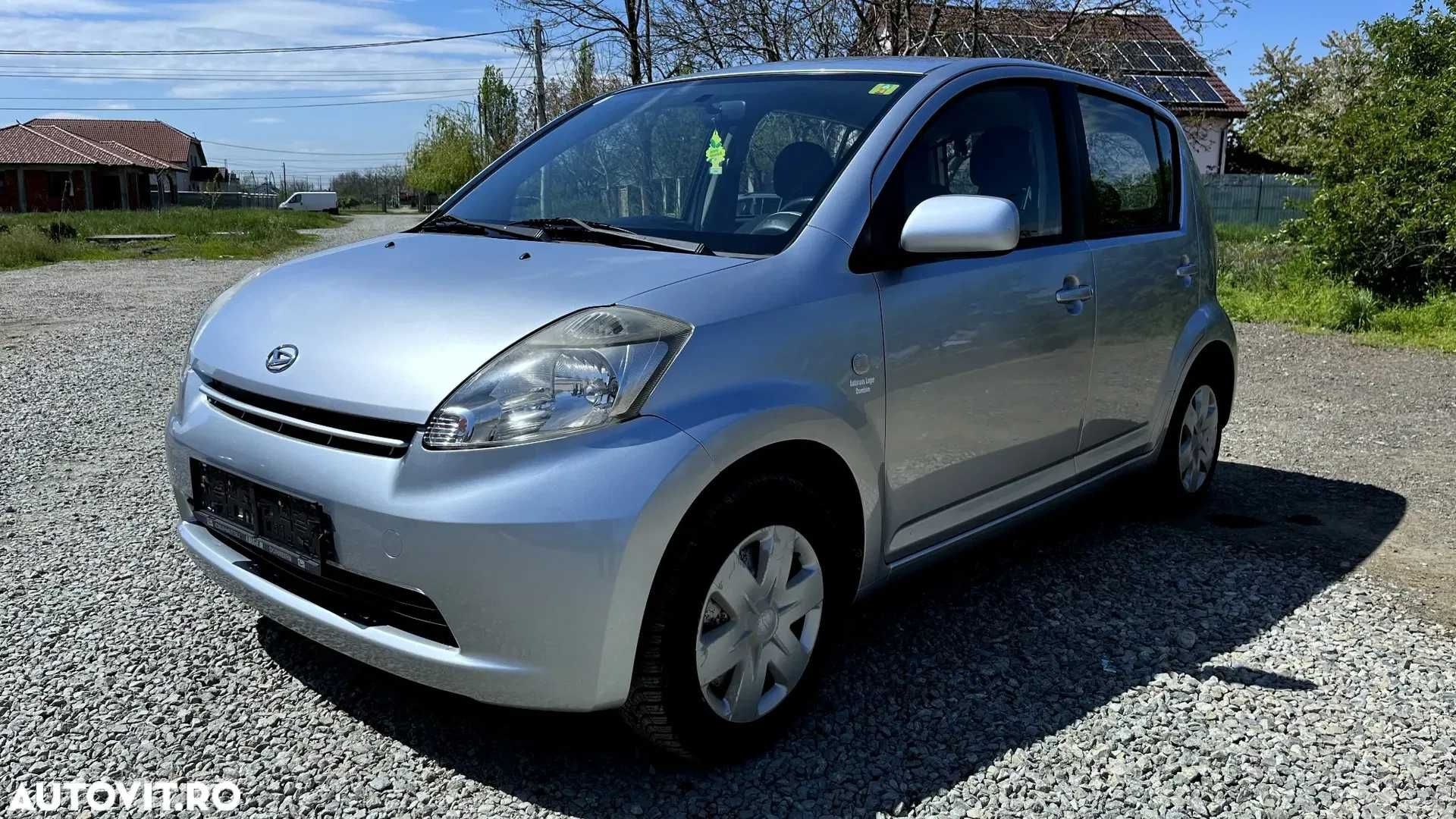 Daihatsu Sirion benzina aer conditionat an 2005 Pret 1490 euro neg