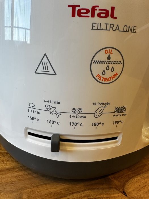 Фритюрник Tefal, Filtra ONE, вместимост 1,2кг, 1900W