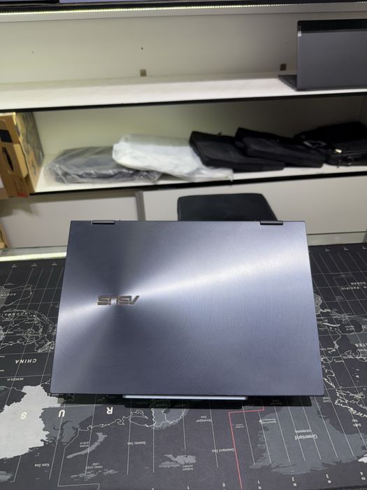 Asus ZenBook UX371E