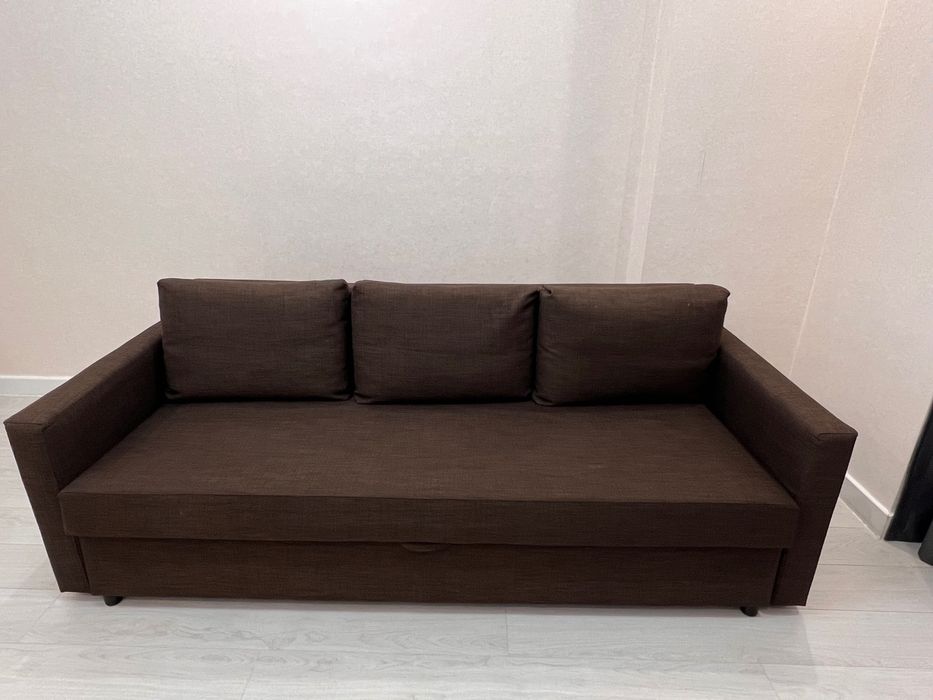 Диван IKEA Friheten