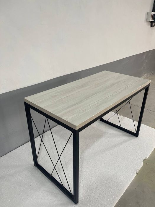 LOFT stellaj va parta