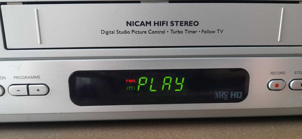 video recorder PHILIPS nicam hi-fi stereo
