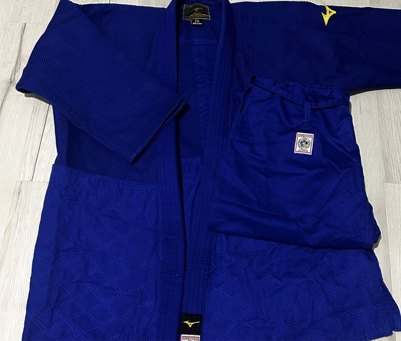 Кимоно для дзюдо Mizuno, синее(рост170)