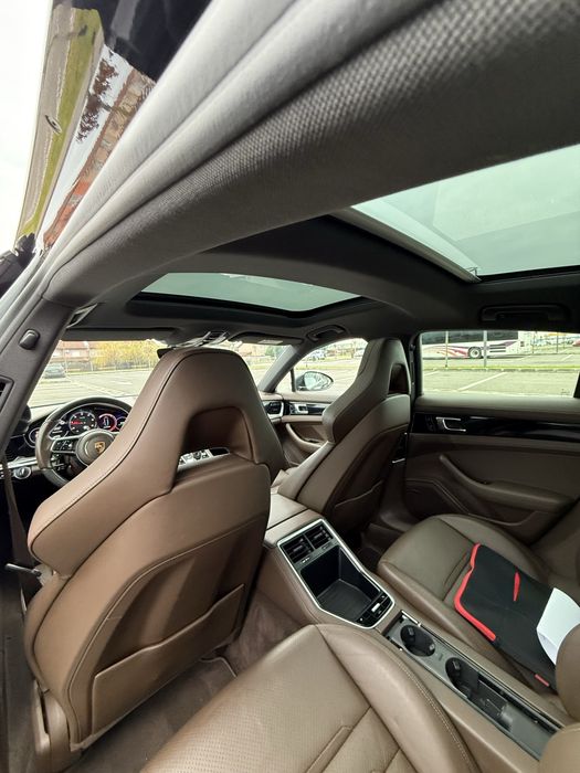 Porsche Panamera 4S